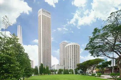 swissotel-the-stamford.jpg