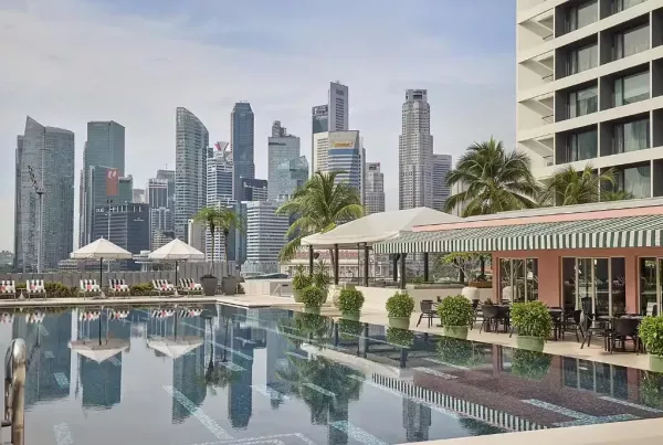 POOL MO 1.jpg
