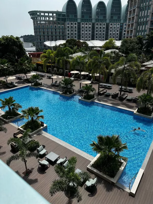 ora pool.jpg