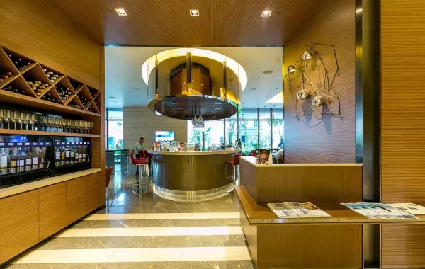 escape-restaurant-and-lounge--v14.jpg