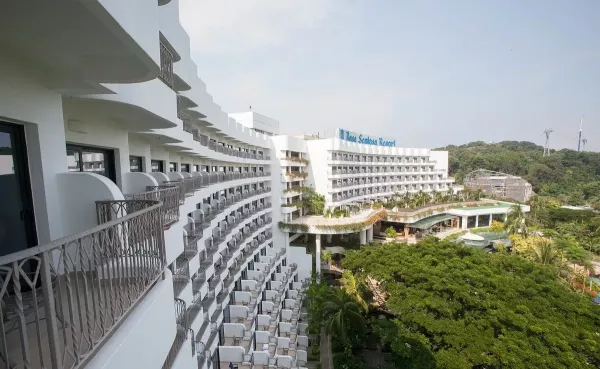 the-hotel--v5949314.jpg