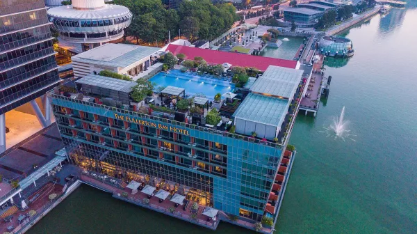 the-fullerton-bay-hotel-singapore.jpg