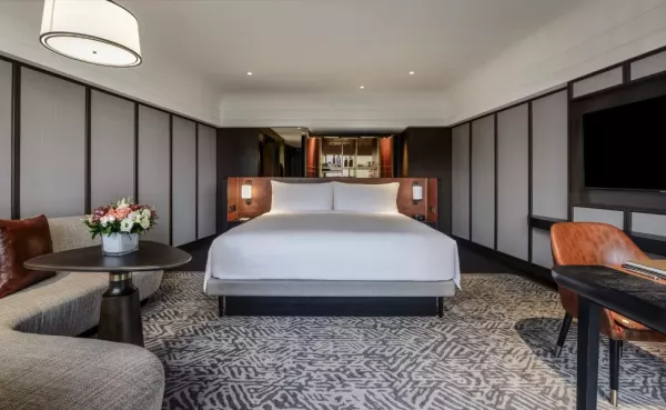 a5g8-fairmont-singapore-deluxe-harbour-view-room-975x600-2.png