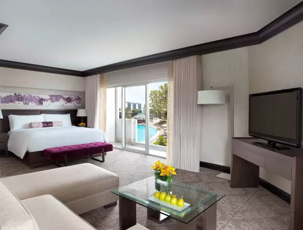 Signature Suite.jpg