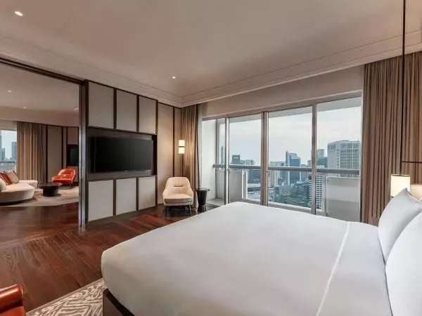 ambassador suite dbl.jpg