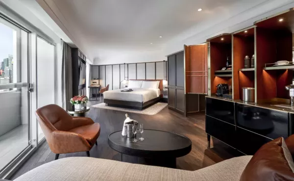 a5g8-fairmont-singapore-signature-king-salon-suite-975x600-1.png