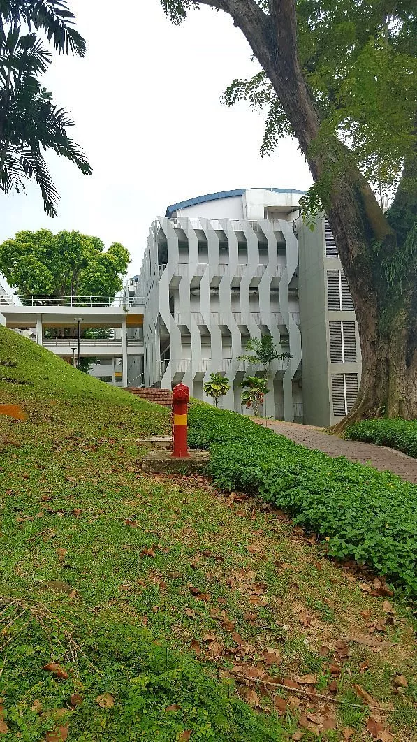 huge-campus-recommend.jpg